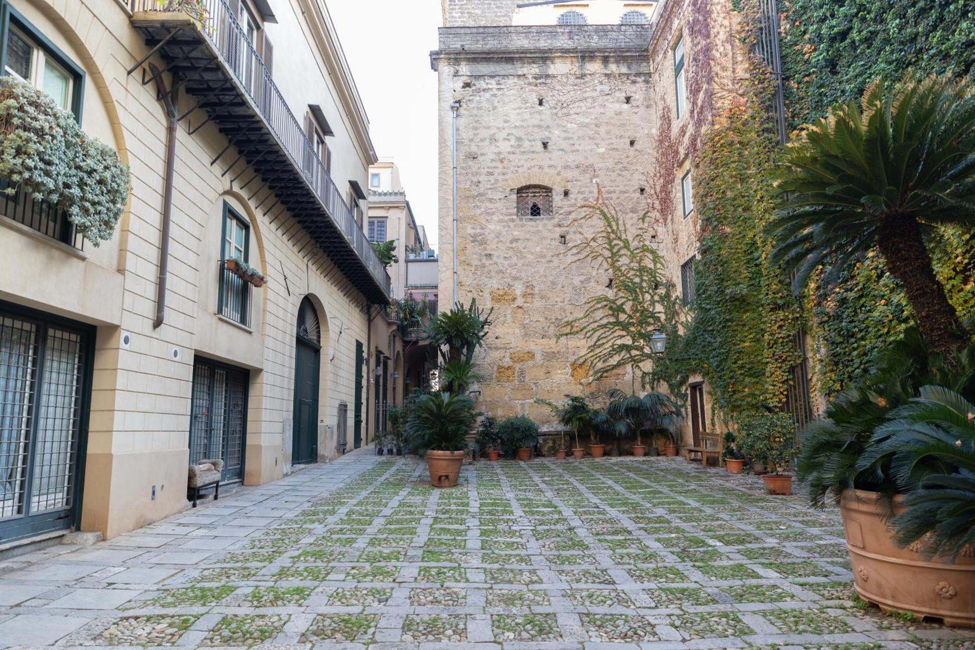 Appartement Dimora Artale In Cattedrale à Palerme Extérieur photo